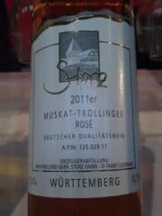 Bild einer Flasche Muskat-Trollinger Rose vom Weingut Storz (Cleebronn)