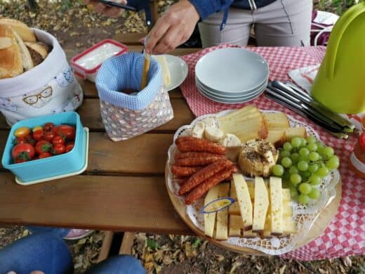 Das von Birte zusammengestellte Picknick regional