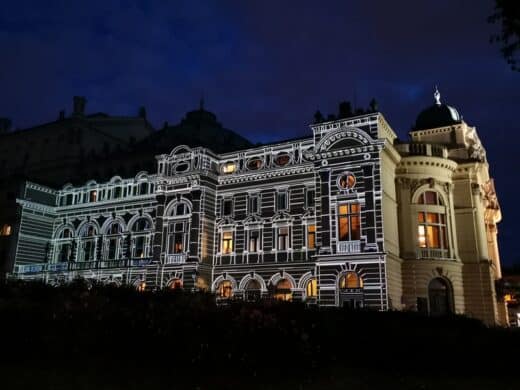 Oper Krakau bei Nacht