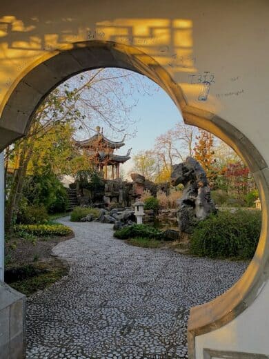 Der Eingang zum chinesischen Garten in Stuttgart-Nord