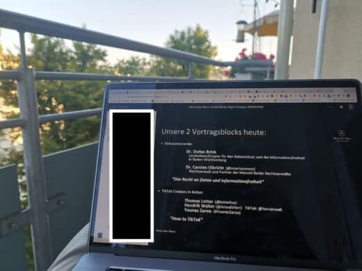 Ich und mein MacBook Pro auf dem Balkon zur #mbsmn