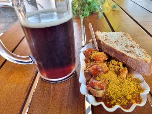 Currywurst und Feierabendbier