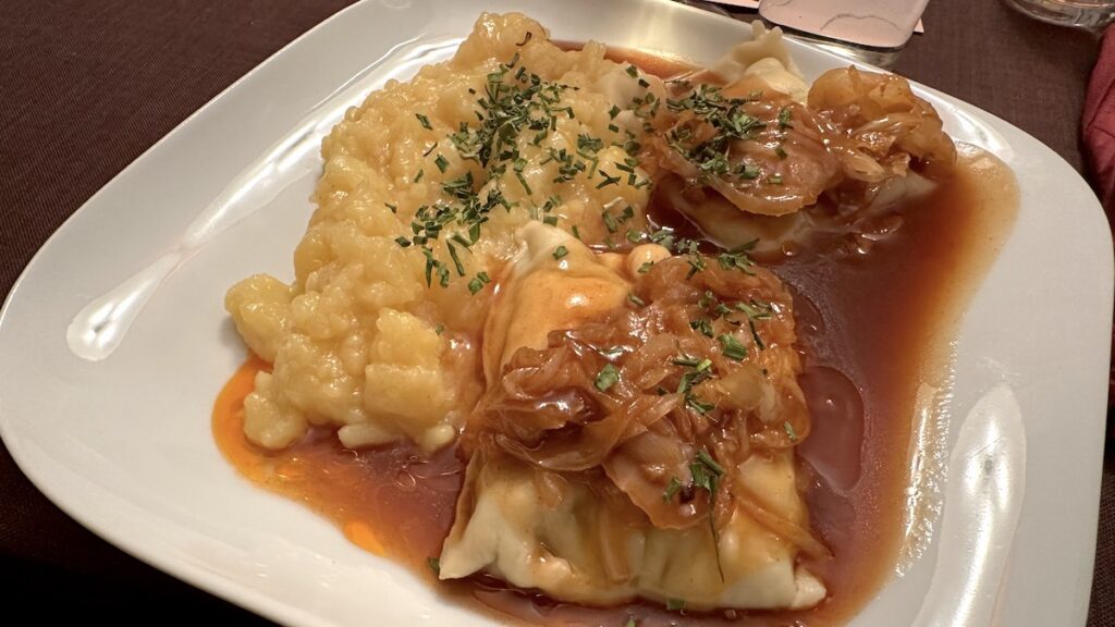 Maultaschen mit Kartoffelsalat im Ulmers/Zuffenhausen
