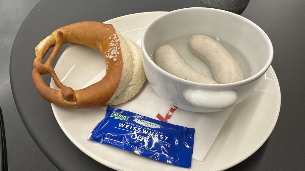 Weisswurstfrühstück im Büro
