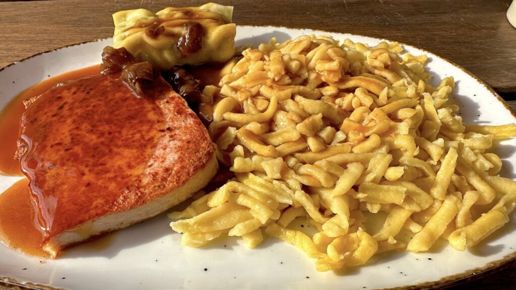 Fleischkäse, Maultasche und Spätzle mit Soße