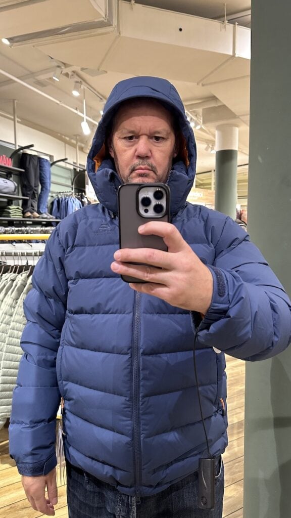 Ich in meiner neuen warmen Dauenjacke