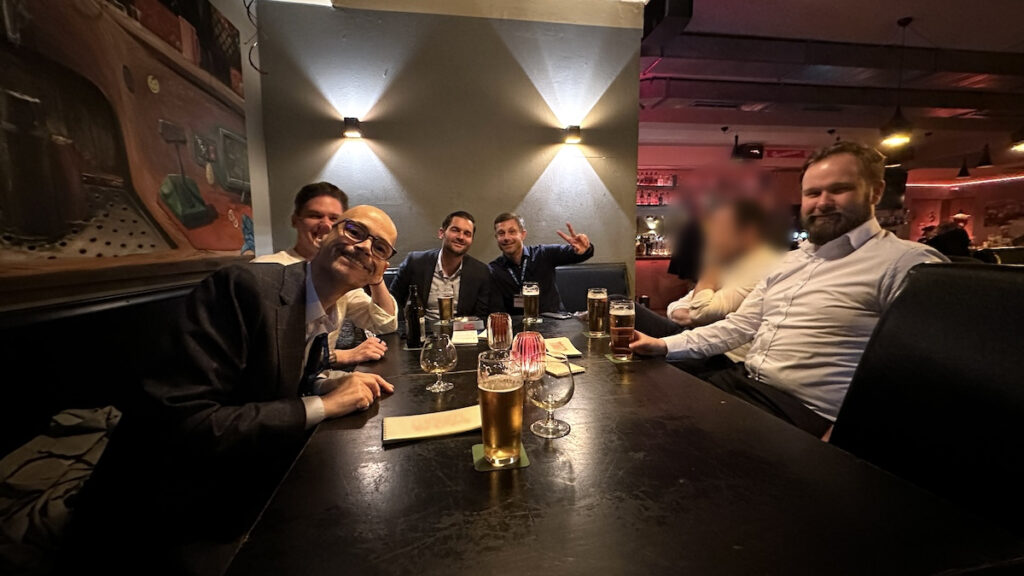Unsere lustige Runde zu später Stunde
