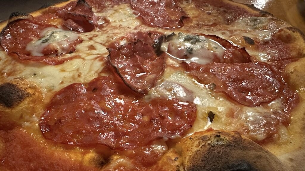 Pizza im Brauhaus an der Thomaskirche