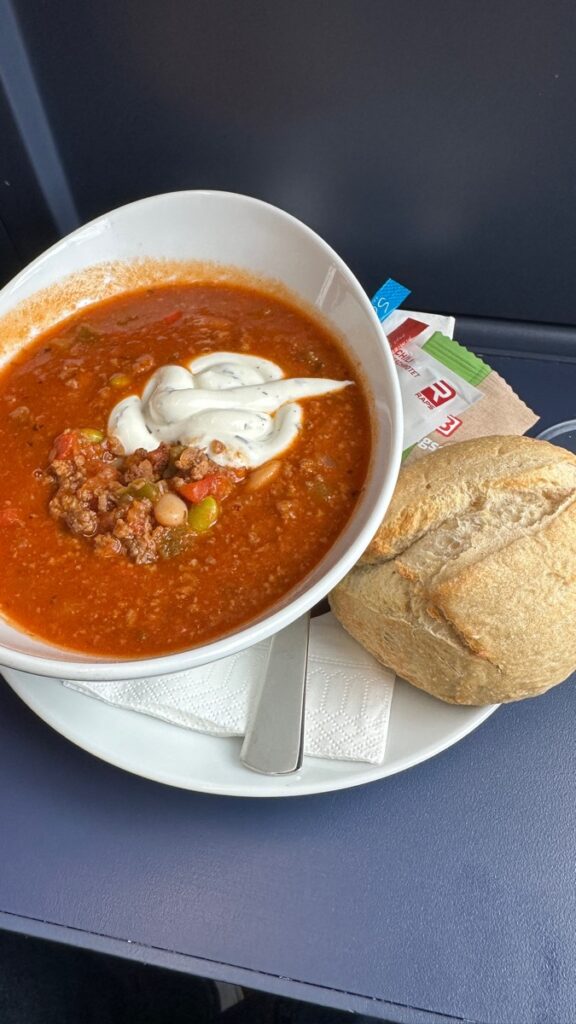 Chili con Carne in der Bahn