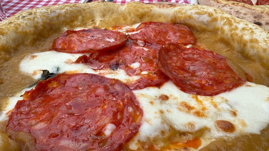 Leckerste Pizza im Italo Disco