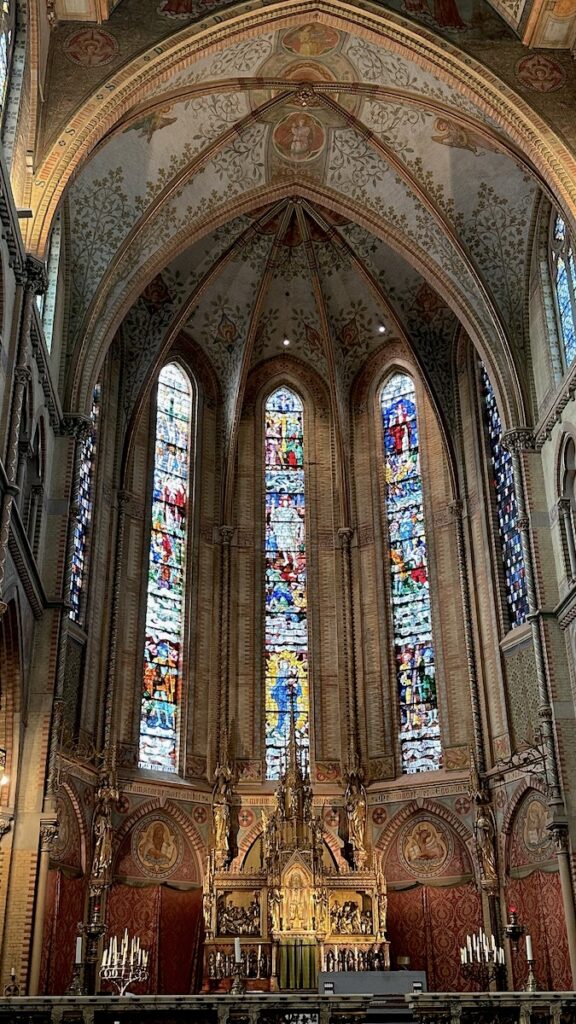 Und noch ein Fenster in der Maria van Jessekerk
