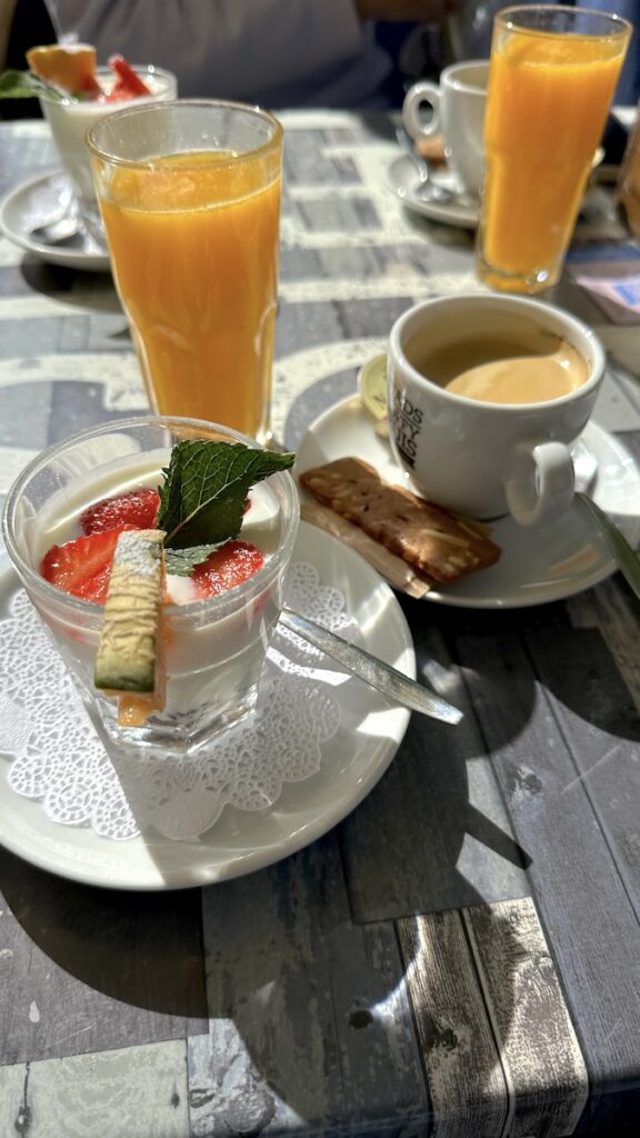 Frühstück Teil 1 im Stads-Koffiehuis