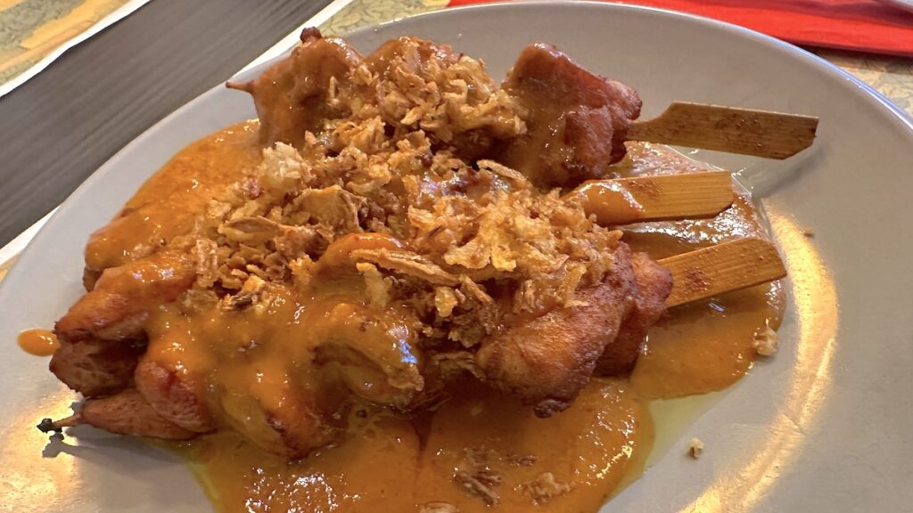 Sate-Hähnchen-Spieße