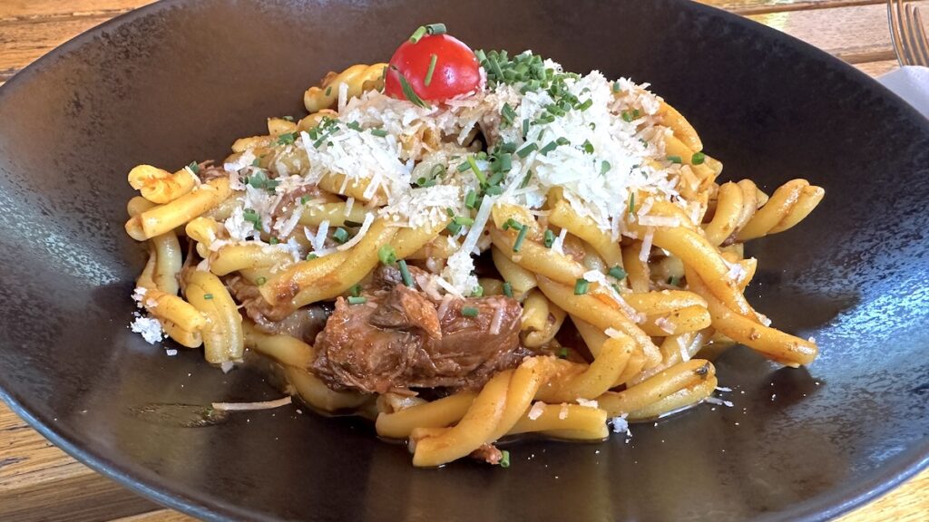 Strozzapreti in der Metzgerei