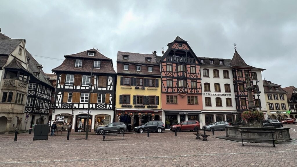 Noch mehr Fachwerkhäuser in Obernaj