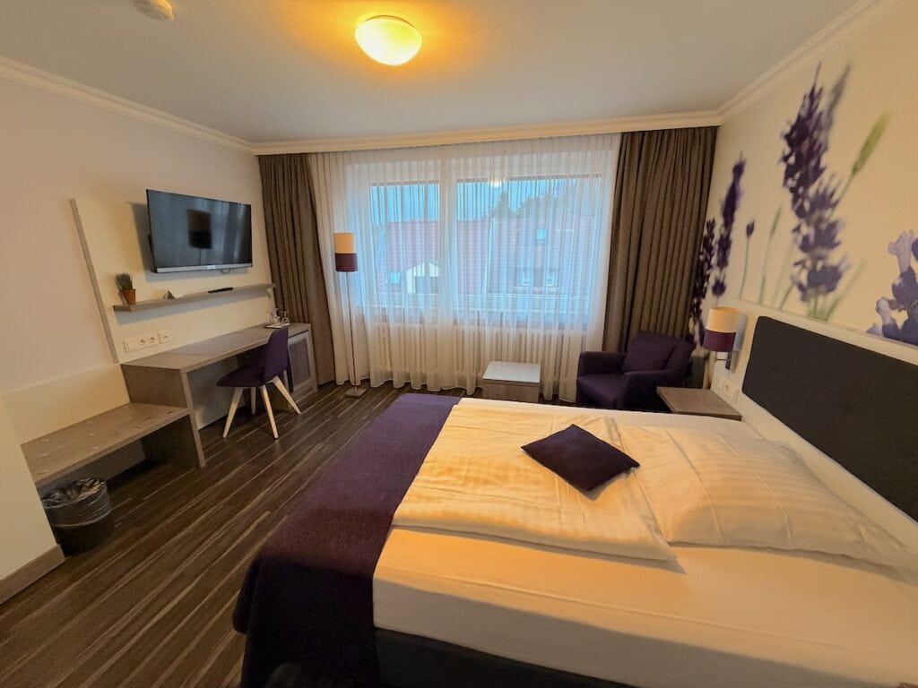 Mein schönes großes Zimmer im Garten-Hotel Ponick