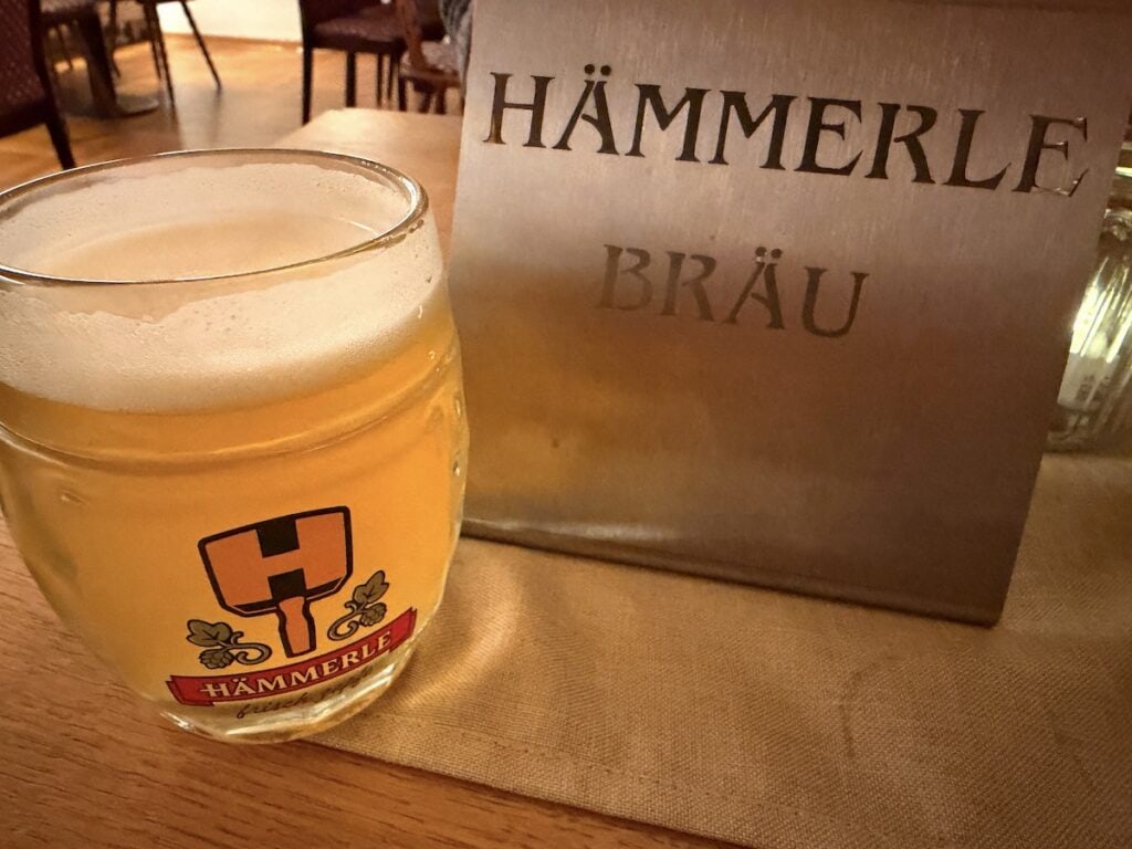 Hämmerlebräu spezial und Metalaufsteller