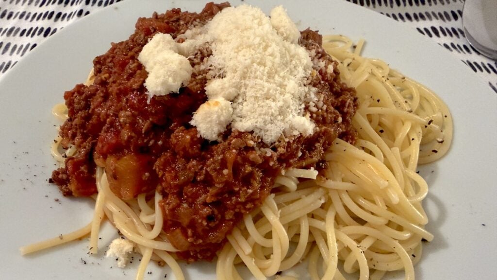 Spaghetti Bolognese mit Gran Padano