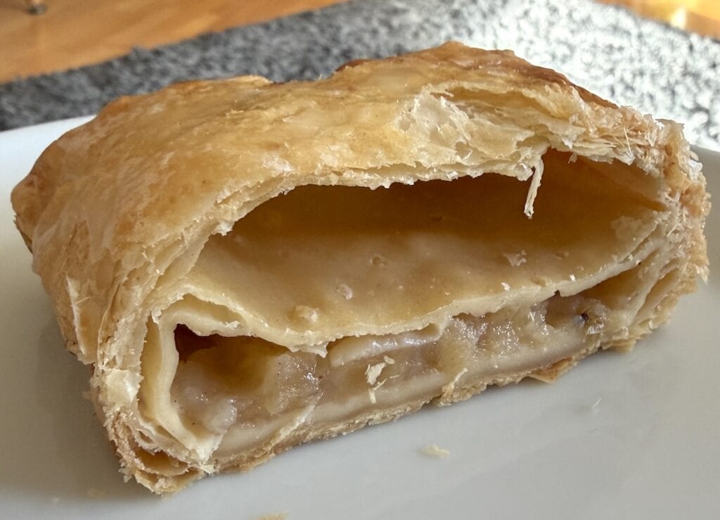 Eine halbe Apfeltasche für mich