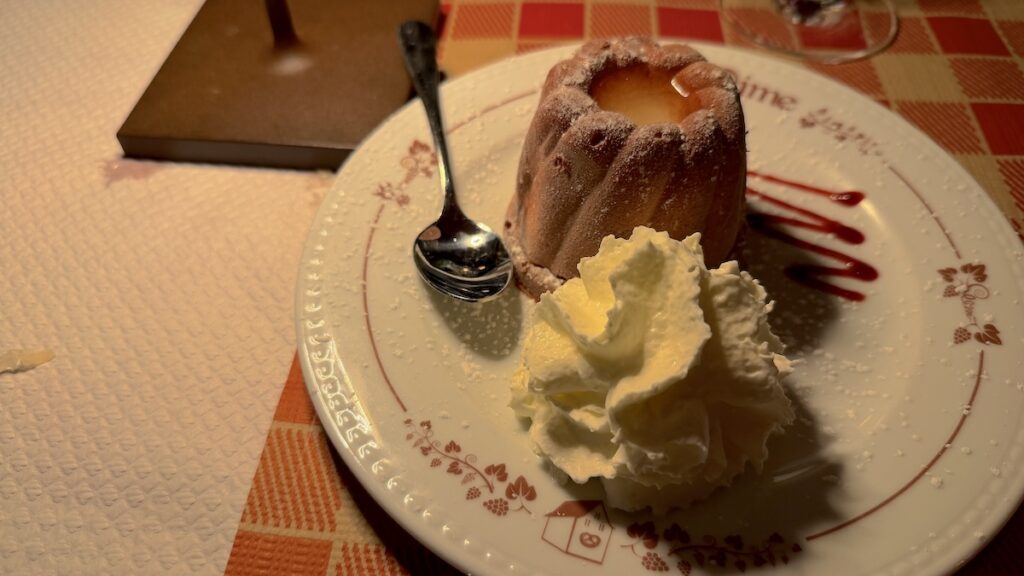 Nachtisch: Eisgugelhupf