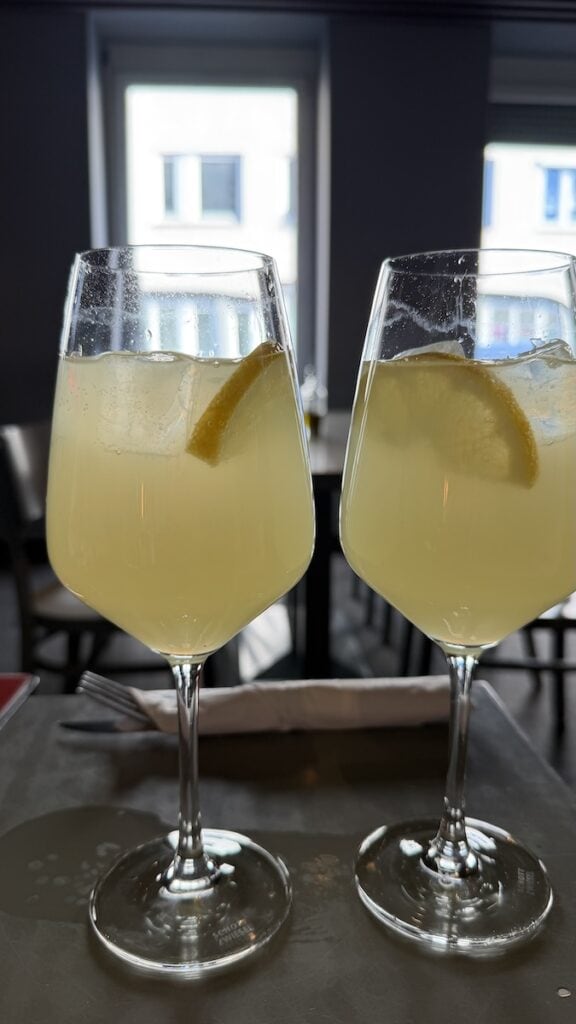 Geburtstagslimoncello Sprizz