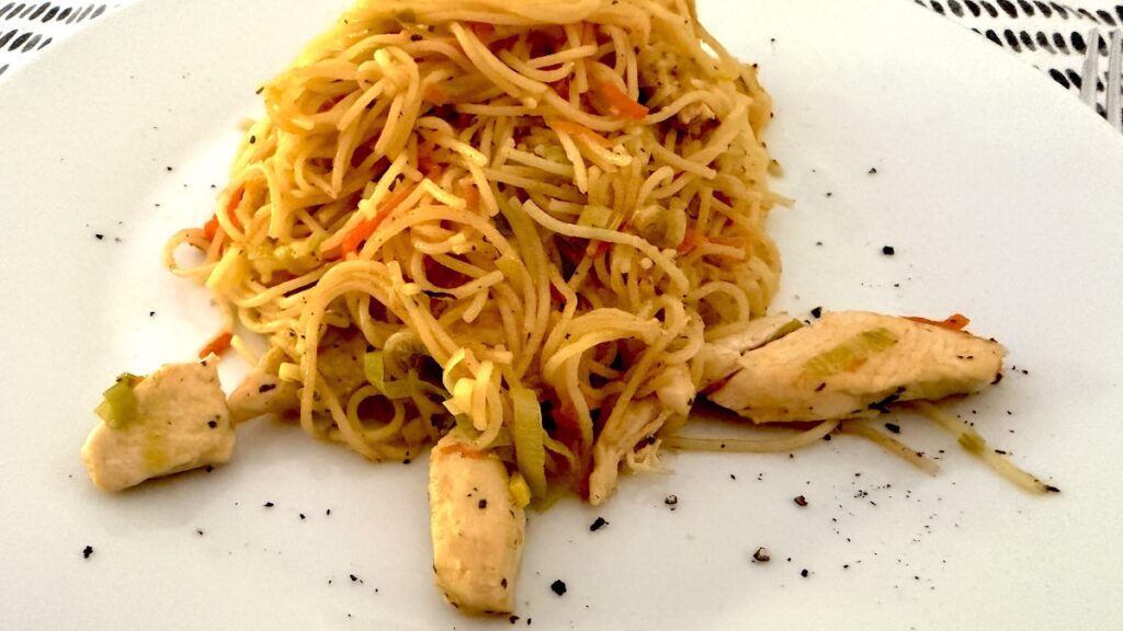 Asiatische Nudelpfanne