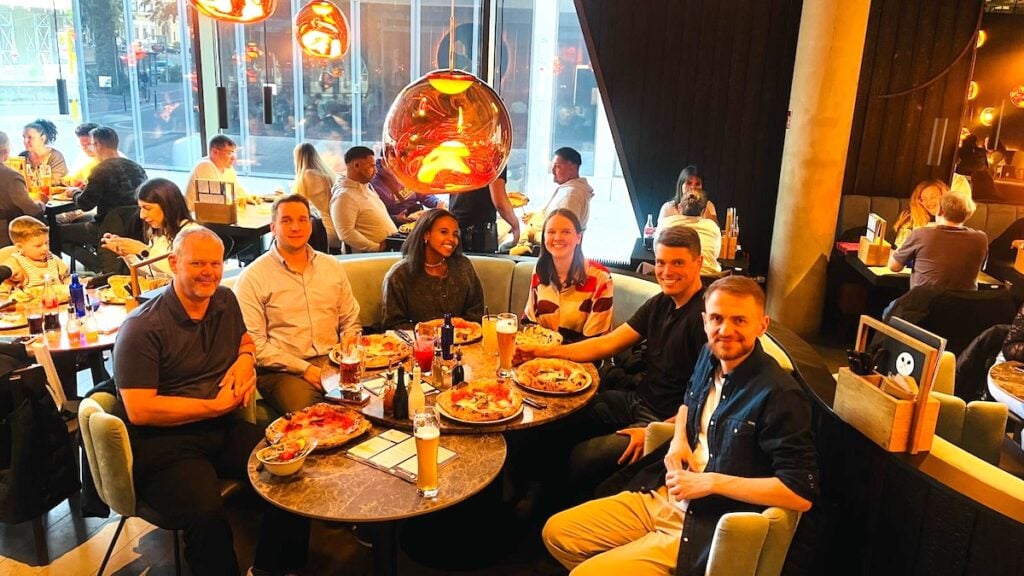 Unsere illustre Runde des After-Work-Social-Club Stuttgart im 60 seconds to napoli