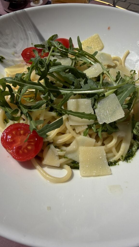 Spargelpasta im Maximimilian