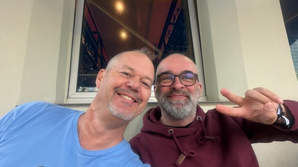 Thorsten und ich beim Griechen am Sonntag