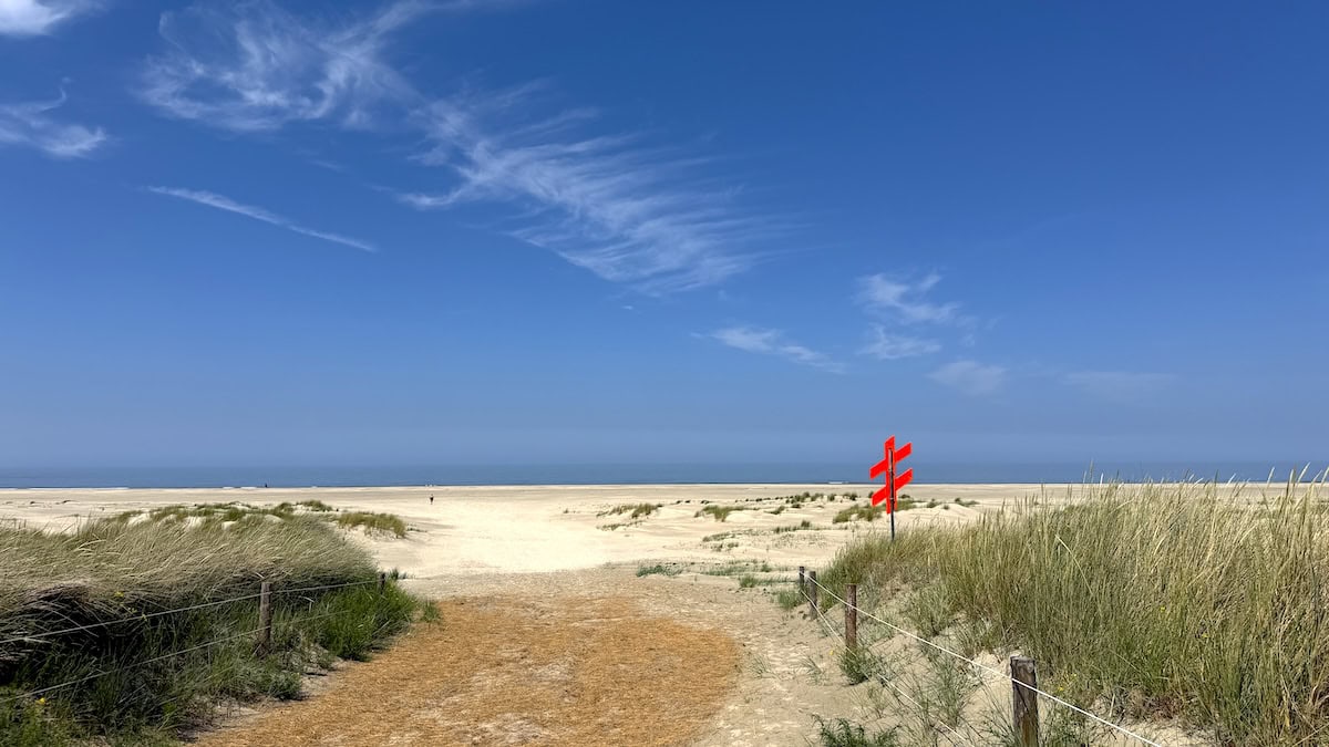 Abgang zum Strand vom Café Wilhelmshöhe