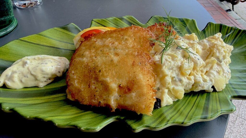 Backfisch mit Kartoffelsalat