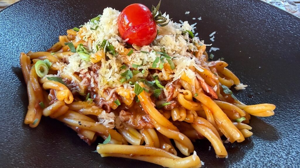 Strozzapreti in der Metzgerei
