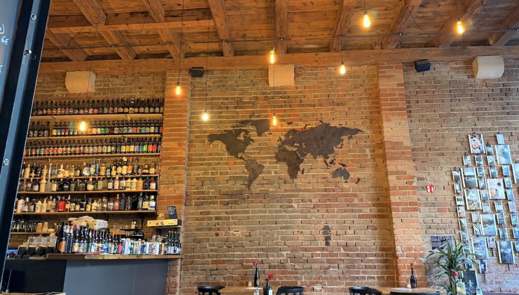 Das Mon Petit Café in Bad Cannstatt