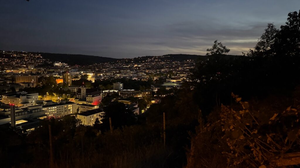 Ein weiterer nächtlicher Blick auf Stuttgart
