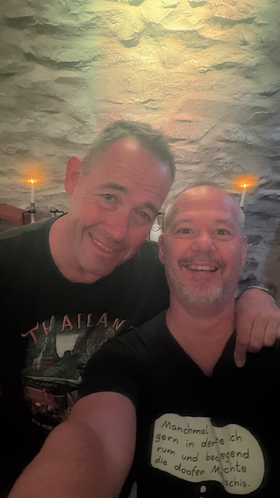 Uwe und ich im Apero