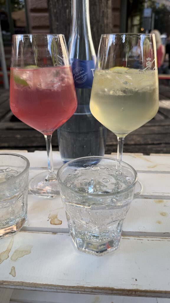 Zwei Spritze